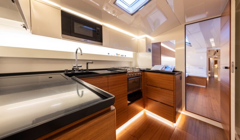 
								VISMARA MOMI M80 full									