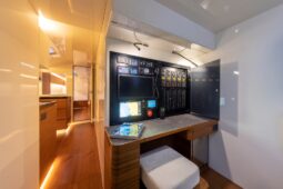 
										VISMARA MOMI M80 full									