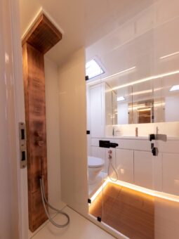 
										VISMARA MOMI M80 full									