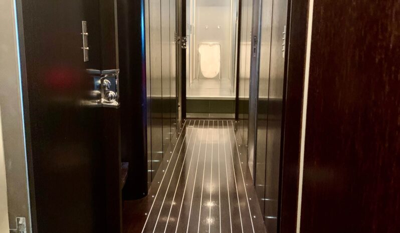 
								LEOPARD 27 OPEN full									