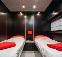 
										LEOPARD 27 OPEN full									