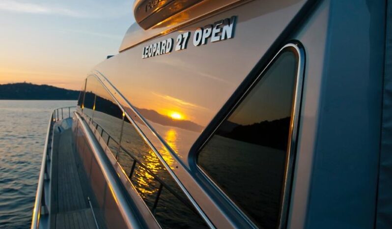 
								LEOPARD 27 OPEN full									