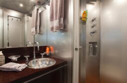 
										LEOPARD 27 OPEN full									