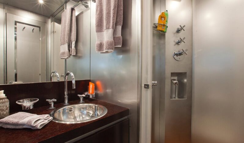 
								LEOPARD 27 OPEN full									