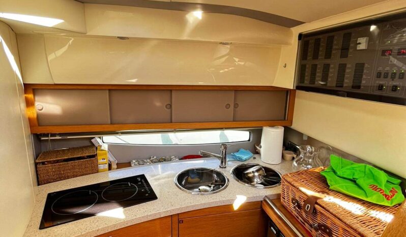 
								FAIRLINE TARGA 38 full									