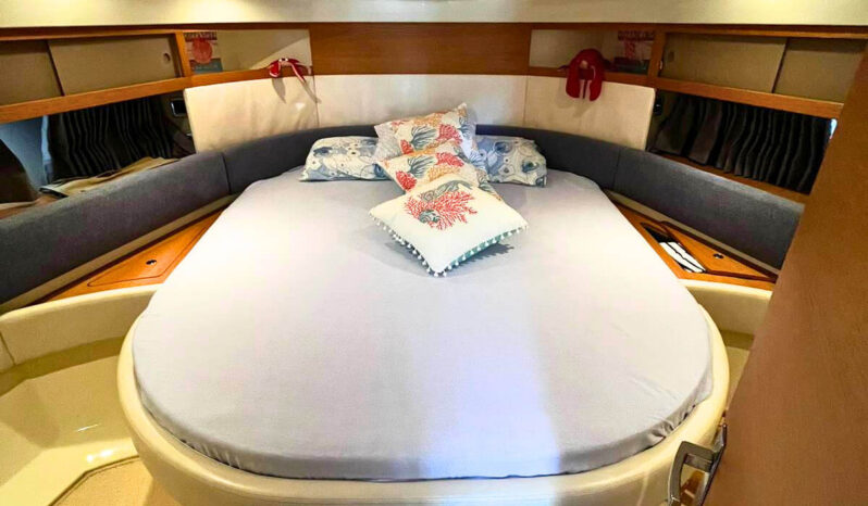 
								FAIRLINE TARGA 38 full									