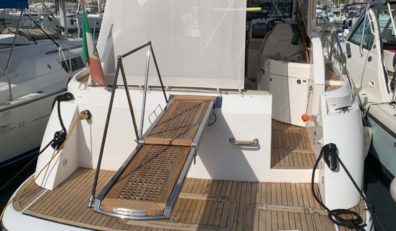 
								FAIRLINE TARGA 38 full									