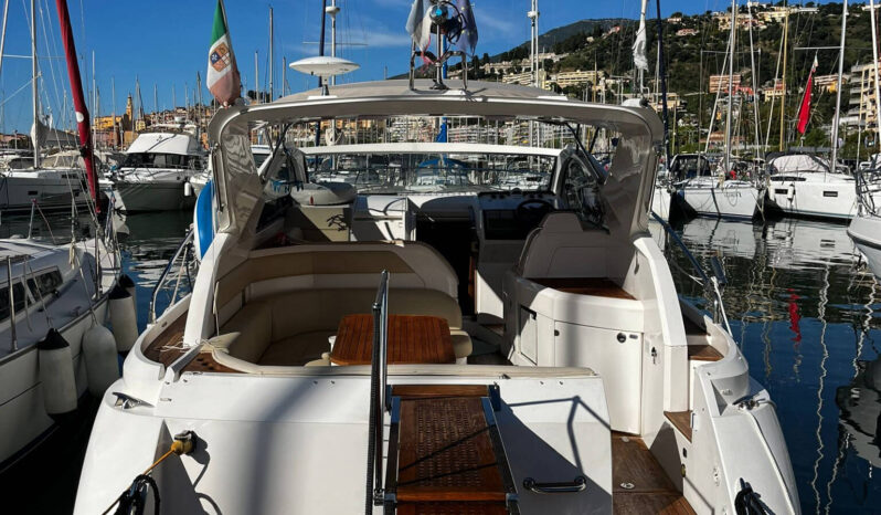 
								FAIRLINE TARGA 38 full									